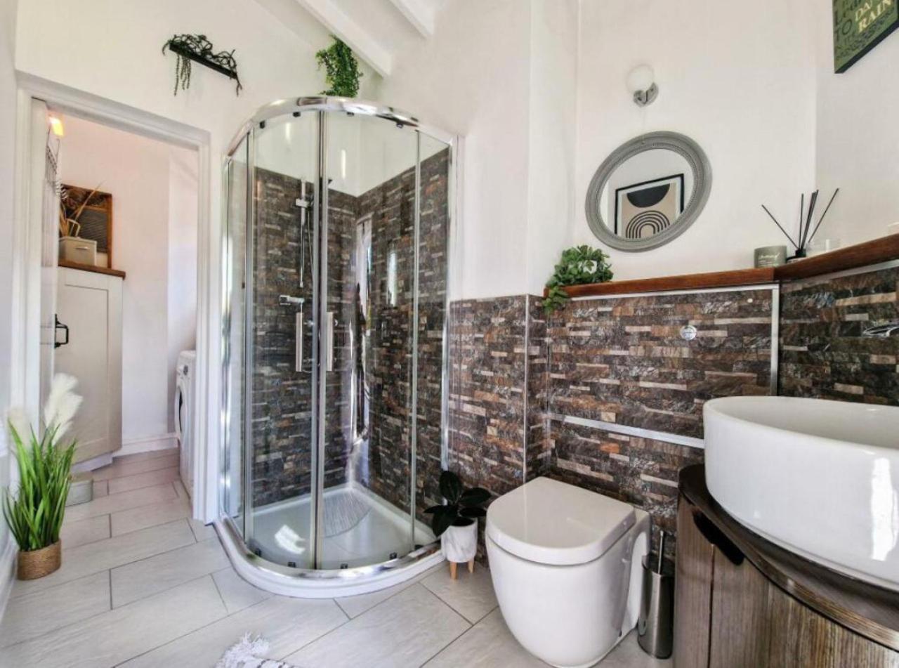 Clover Neuk - Hot Tub - Coorie Doon Vakantiehuis